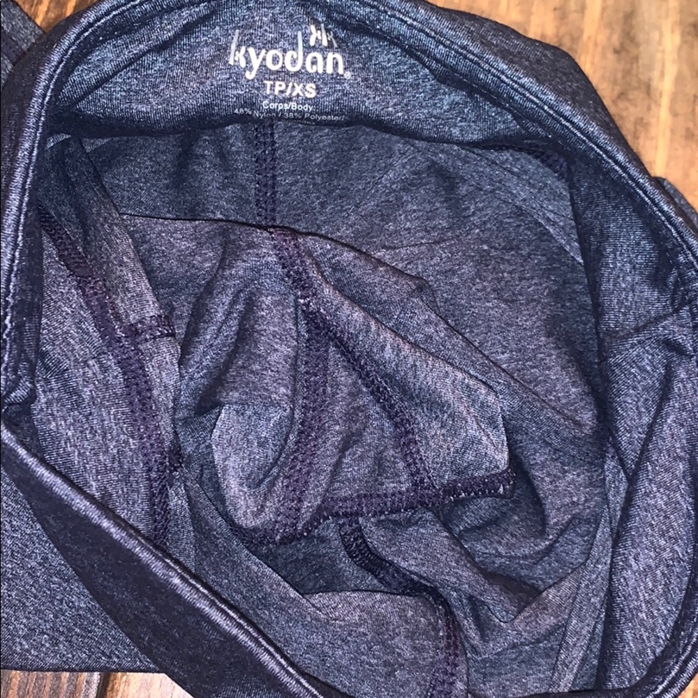 🤩 5/$25 Kyodan leggings - Picture 8 of 8
